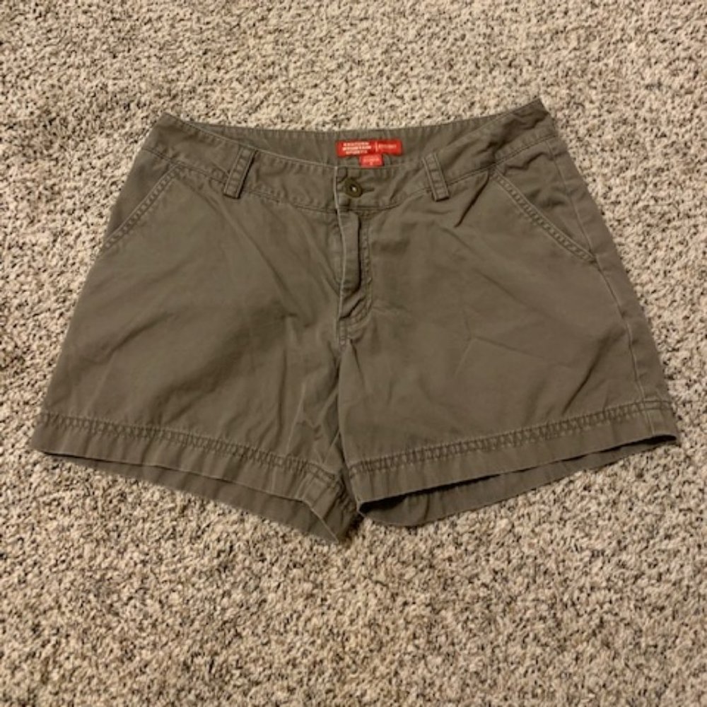 EMS Women's Olive Green Shorts, Size 6
